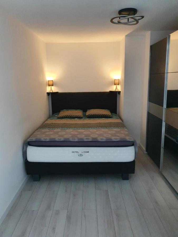 Appartement Cosy Proche De L'Aeroport T R A N S F E R T Sur Demande Saint-Denis Eksteriør bilde